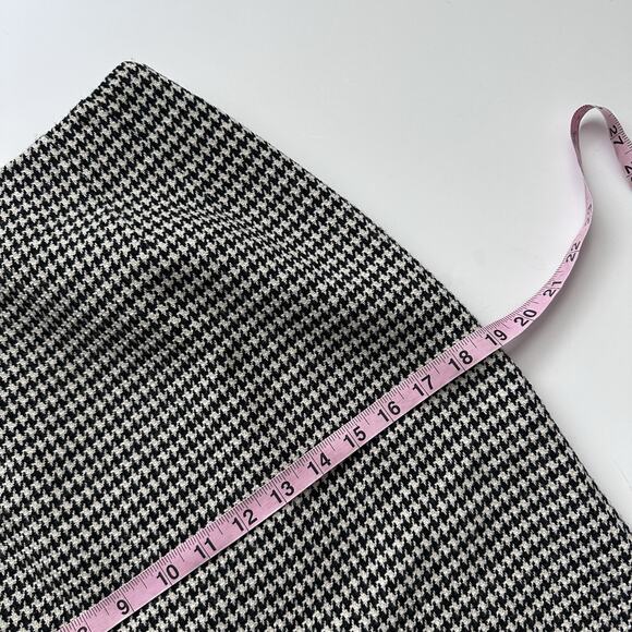 Vintage Talbots Pencil Skirt Petite Size 8 Black White Houndstooth Wool Blend - Picture 9 of 10